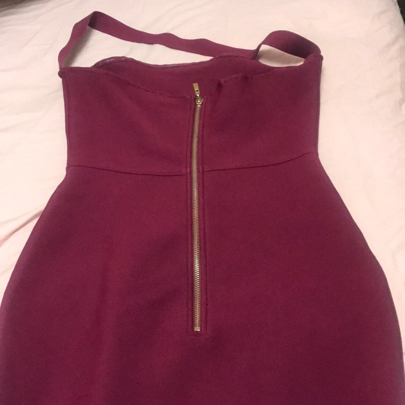 Gorgeous bandage dress in maroon color new ! - Picture 4 of 4